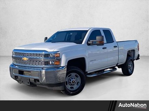 Used 2019 Chevrolet Silverado 2500 W/T image 1