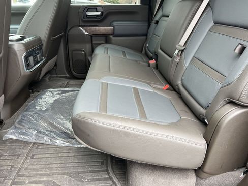 Used 2021 GMC Sierra 2500 Denali w/ Denali Ultimate Package image 23