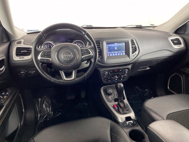Used 2020 Jeep Compass Latitude AWD/4WD image 18