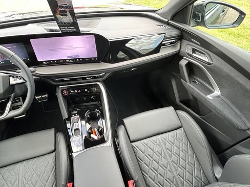 New 2026 Audi SQ5 Premium Plus AWD/4WD image 11
