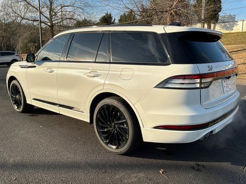 New 2026 Lincoln Aviator Reserve image 7