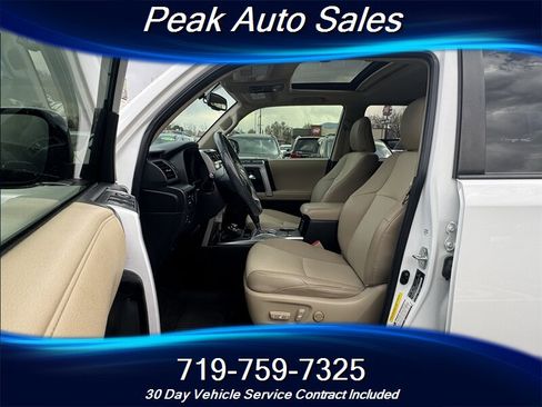 Used 2019 Toyota 4Runner SR5 Premium image 10