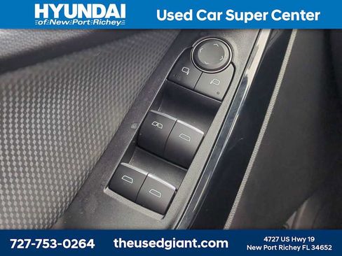 Used 2025 Chevrolet Equinox RS w/ Safety and Technology Package FWD image 22