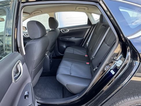 Used 2017 Nissan Sentra SR w/ SR Midnight Edition FWD image 23