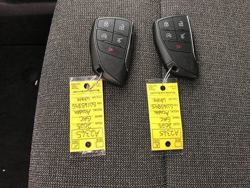 Certified 2025 GMC Acadia Elevation image 29