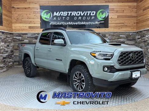 Used 2023 Toyota Tacoma TRD Sport AWD/4WD image 1