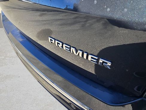 Used 2019 Chevrolet Traverse Premier w/ Driver Confidence II Package image 21