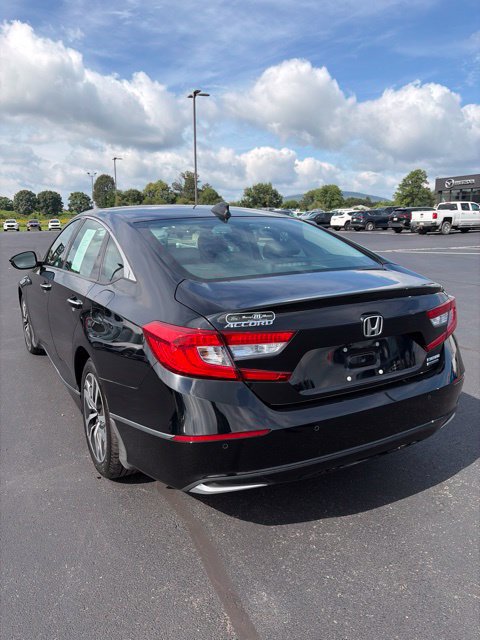 Used 2020 Honda Accord Touring image 7