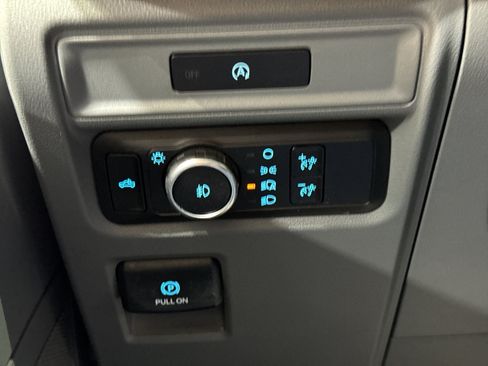 Used 2025 Ford F150 XLT w/ Equipment Group 301A Standard image 30