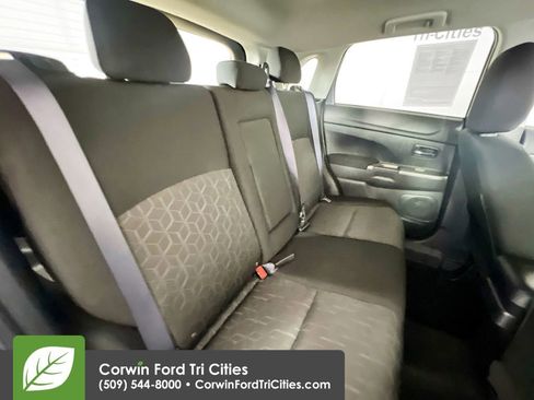 Used 2021 Mitsubishi Outlander Sport SE AWD/4WD image 17