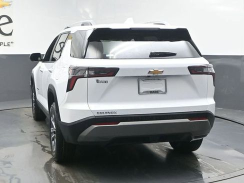 New 2026 Chevrolet Equinox LT FWD image 13