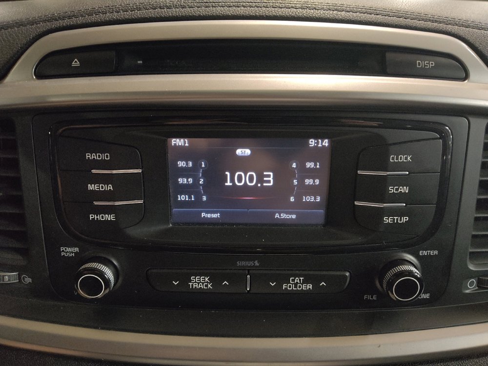 Used 2018 Kia Sorento FWD V6 image 25