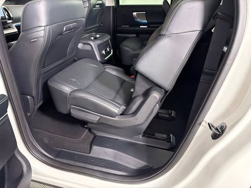 Used 2025 Ford Expedition Max Platinum w/ Driver's Package image 23