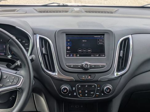 Used 2024 Chevrolet Equinox LT AWD/4WD image 17
