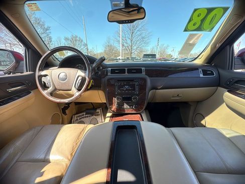 Used 2008 GMC Yukon Denali image 17