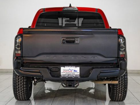 Used 2021 Toyota Tacoma SR5 image 7