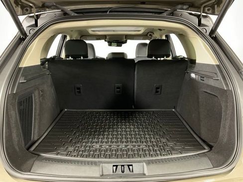 Used 2025 Lincoln Corsair Reserve image 37