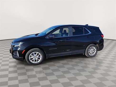 Used 2023 Chevrolet Equinox LT image 4