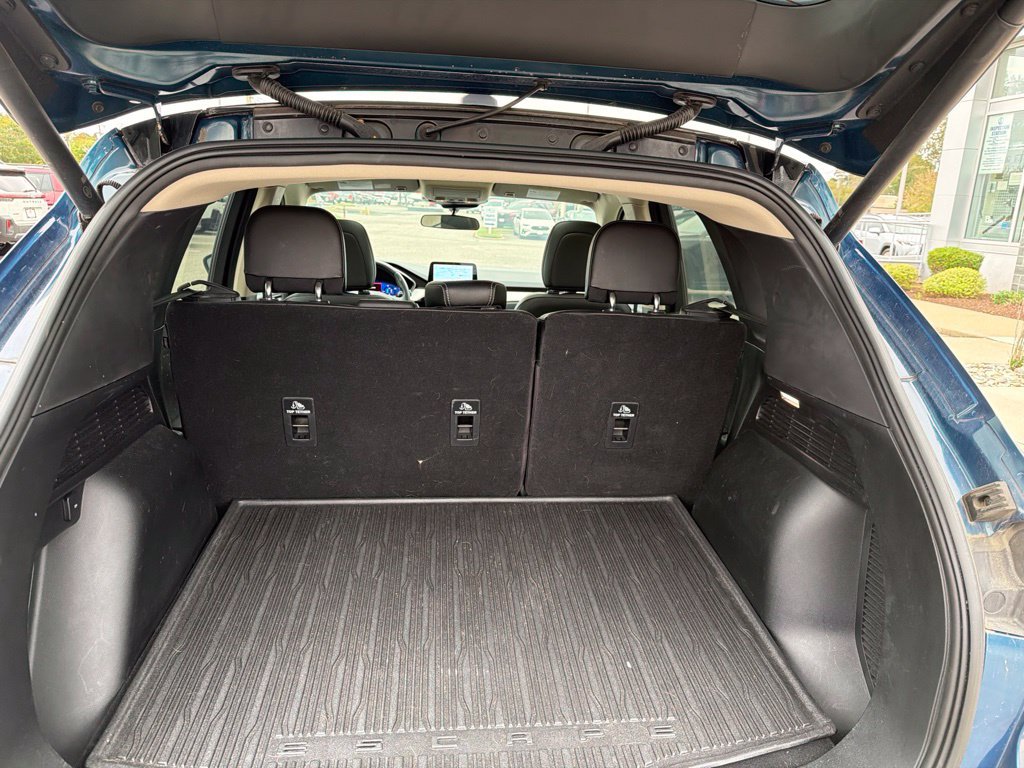 Used 2020 Ford Escape SE Sport FWD image 9