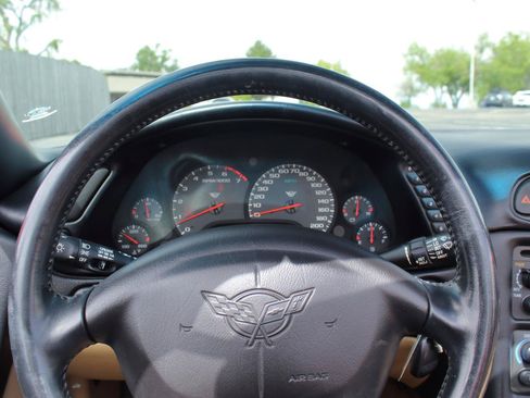 Used 1999 Chevrolet Corvette Convertible w/ Memory Pkg RWD image 52