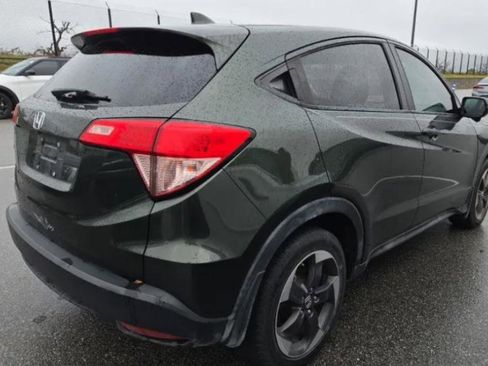 Used 2018 Honda HR-V EX image 3