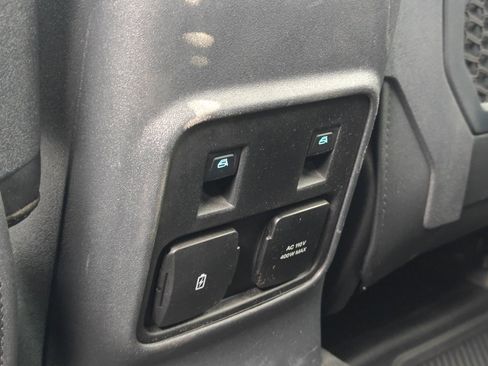 Used 2024 Ford Bronco Black Diamond image 28