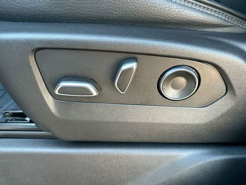 Used 2024 GMC Sierra 1500 Denali w/ Denali Reserve Package image 12