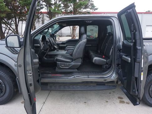 Used 2018 Ford F150 Raptor w/ Equipment Group 802A Luxury AWD/4WD image 16