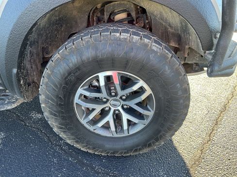 Used 2018 Ford F150 Raptor w/ Equipment Group 802A Luxury image 2