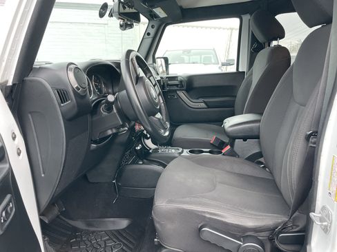 Used 2017 Jeep Wrangler Unlimited Sport w/ Quick Order Package 24S image 36