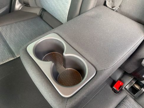 Certified 2023 Nissan Rogue SV image 24