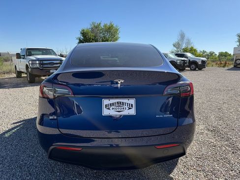 Used 2022 Tesla Model Y Long Range AWD/4WD image 9