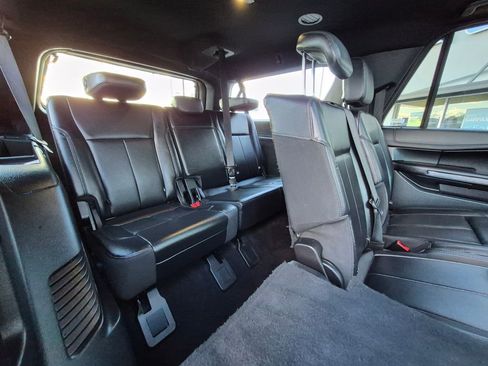 Used 2021 Ford Expedition Max XLT image 33