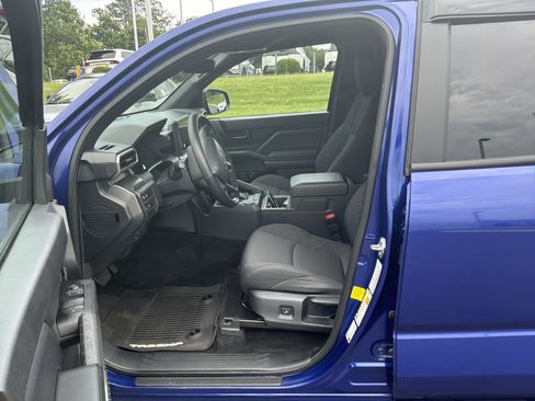 Used 2025 Toyota Tacoma SR5 RWD image 16