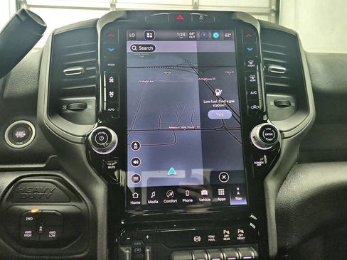 New 2026 RAM 2500 Tradesman AWD/4WD image 25