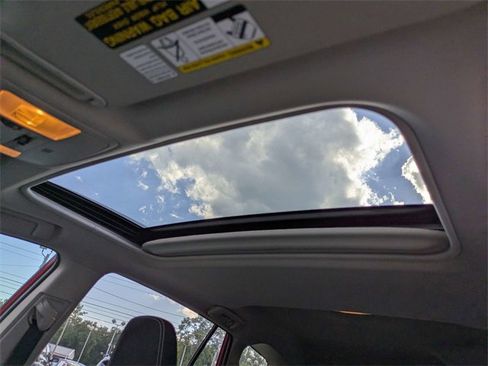 Used 2016 Toyota RAV4 XLE image 19