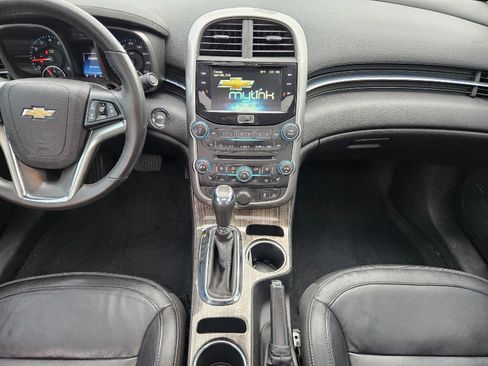 Used 2015 Chevrolet Malibu LTZ FWD image 16