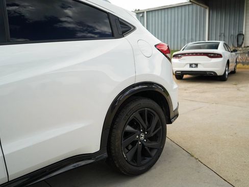 Used 2022 Honda HR-V Sport image 21