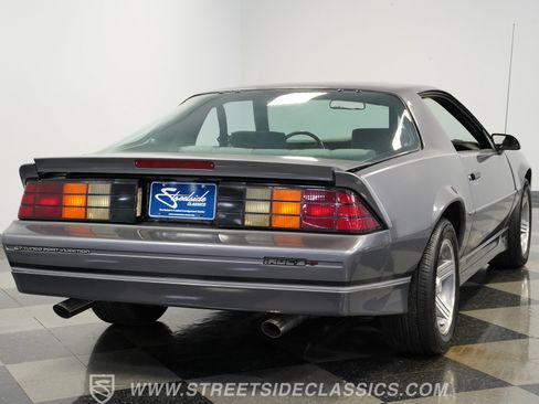Used 1988 Chevrolet Camaro IROC-Z RWD image 12