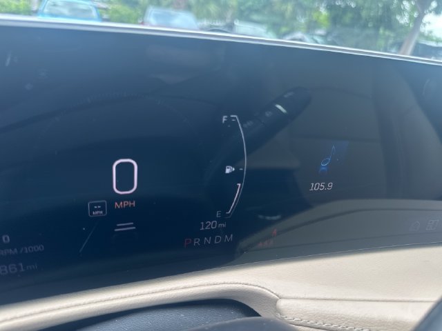 Used 2024 Cadillac XT4 Premium Luxury FWD image 18