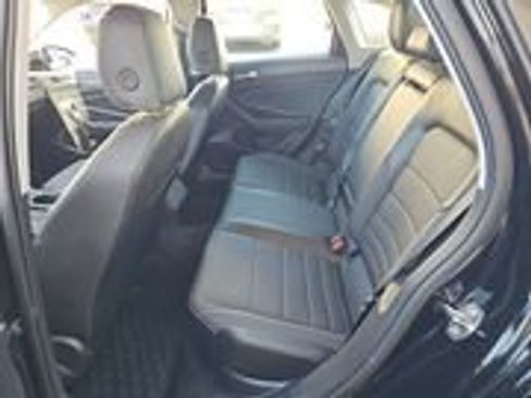 Used 2023 Volkswagen Jetta SE FWD image 5
