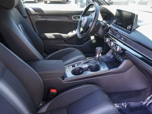 Used 2025 Honda Civic Sport image 16