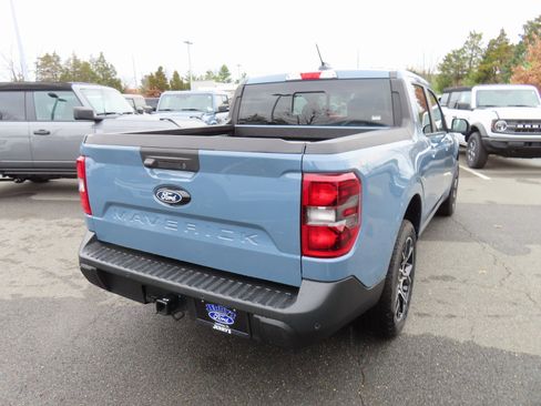 New 2025 Ford Maverick Lariat image 4