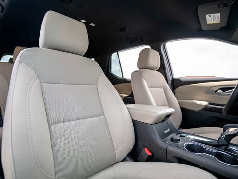 Certified 2024 Chevrolet Traverse LS AWD/4WD image 18