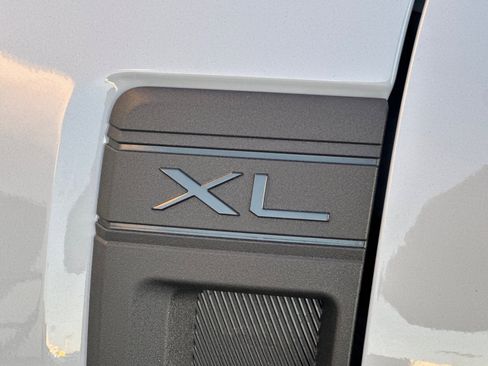 New 2026 Ford Maverick XL image 23