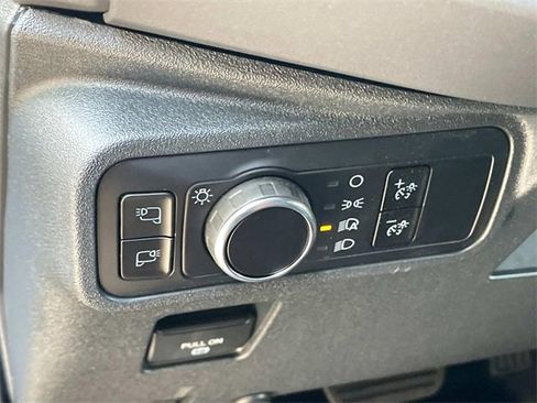 New 2025 Ford Bronco Badlands image 16