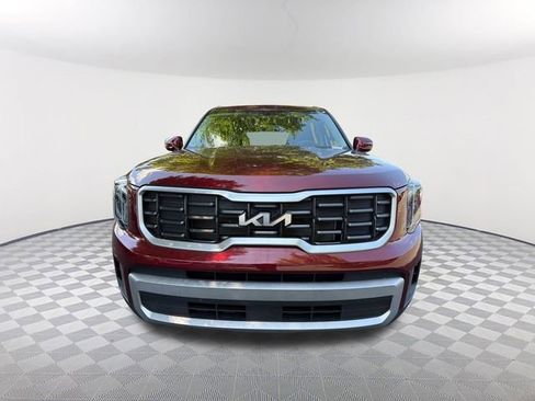 Used 2023 Kia Telluride S w/ S Sunroof Package FWD image 2