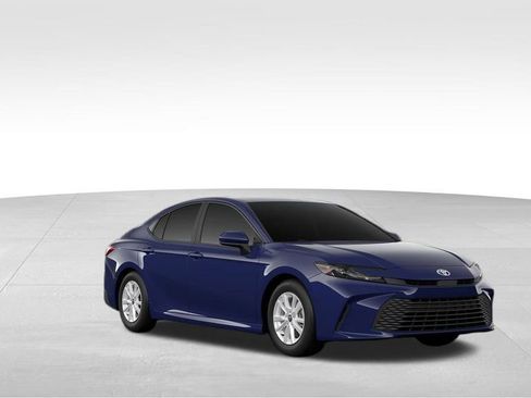 New 2026 Toyota Camry LE FWD image 17