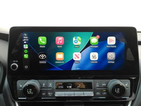 Used 2024 Toyota Grand Highlander FWD image 9