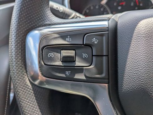 Used 2025 Chevrolet TrailBlazer LT AWD/4WD image 31